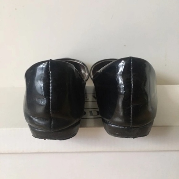 Steve Madden Black Patent P-Helio Ballet Flats - Picture 5 of 8